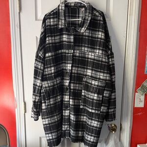 Fashion Nova Plaid Black and White Women's Warm Shacket Sz 3x
